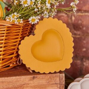 New stoney clover lane Pasta Heart ravioli Pouch in Pasta